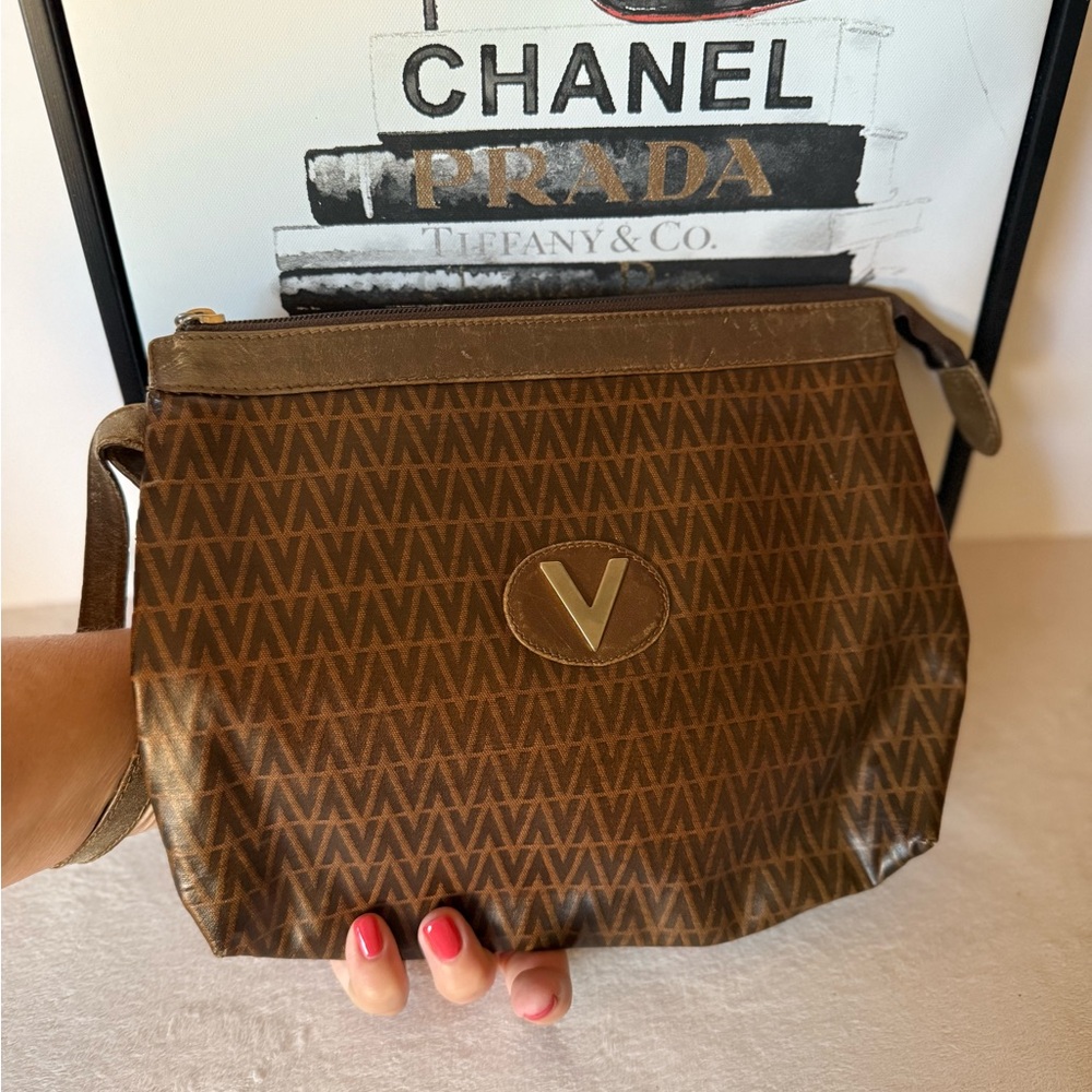 Vintage Valentino V Logo Brown Leather Wristlet Clutch Purse